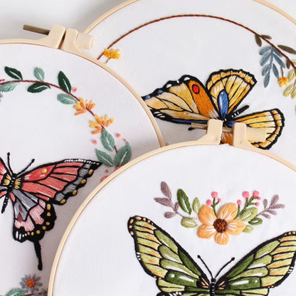 Kit Broderie Papillon Floral